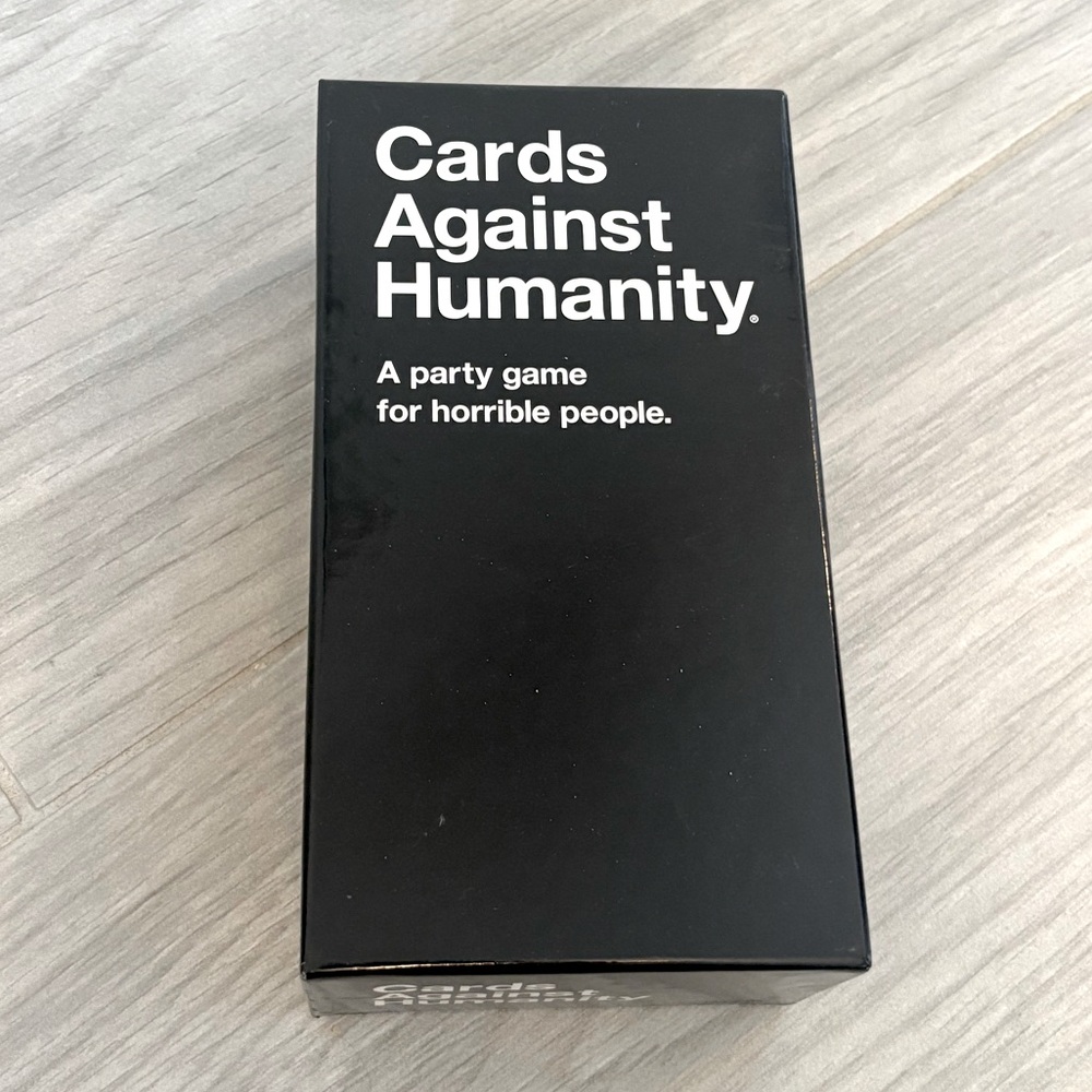 Cards Against Humanity A Party Game For Horrible People Complete Game